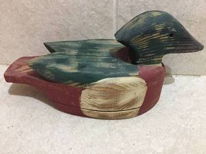 lot 160 image: Minnesota Moments Wooden Mallard Deco Piece