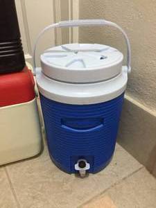lot 287 image: Cooler Lot