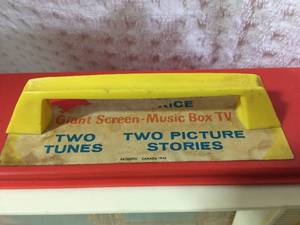 lot 304 image: Vintage Fisher Price Music Box TV