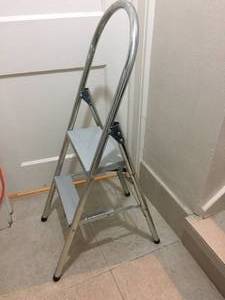 lot 311 image: 2 Step Metal Step Stool