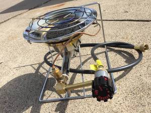 lot 359 image: Mr Heater Propane Heater With Stand