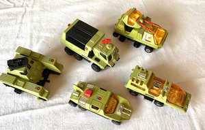 lot 250 image: Vintage Matchbox Battlekings and Advertenture 2000