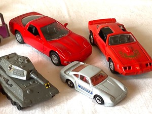 lot 251 image: Vintage Toy Cars