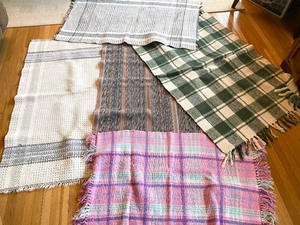 lot 261 image: Five Decorative Throw Rugs