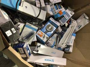 Lot of assorted Bathroom plumbing and items Original Customer Returns See Pics
