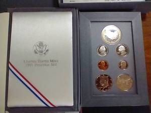lot 48 image: 1991 U.S. Mint Prestige Set - Mount Rushmore
