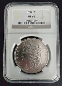 lot 18 image: 1898 Morgan Dollar - MS61