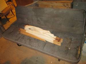 lot 247 image: Bench Seat (61 X 27.5 X 32)