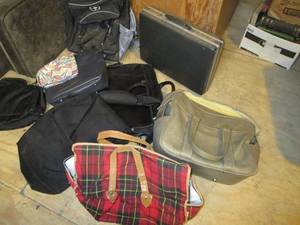 lot 249 image: Luggage Lot (Duffle Bags, Totes & Breifcase)