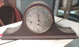 lot 28 image: Vintage Seth Thomas Westminister Chime Clock See Photos