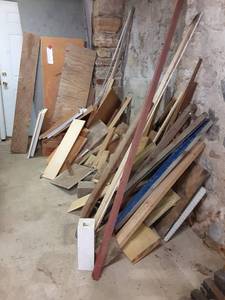 lot 51 image: Large Lot of Wood Various Peices and Sizes