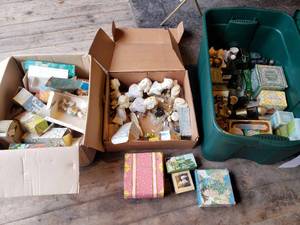 lot 87 image: Huge Lot of Vintage Avon Bottles In Covered Tote & Other Decor