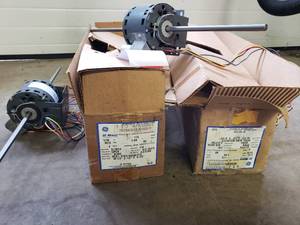 lot 70 image: (2) General Electric Motors New In Box Untested See Photos