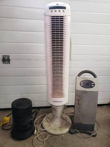 lot 64 image: (3) Heaters See Photos