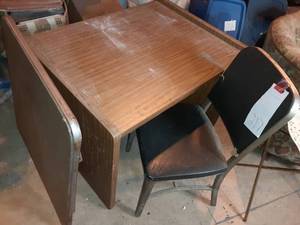 lot 217 image: Desk (38 X 30 X 27), Chair, and Folding Table