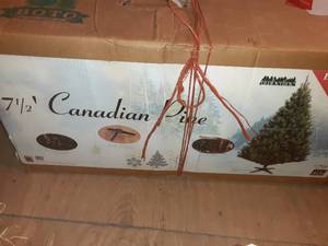 lot 223 image: Boto 7 12 Canadian Pine Artifical Tree In Box