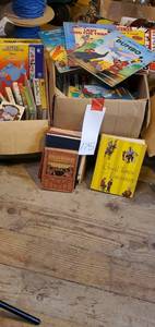 lot 175 image: Vintage Childrens Books See Photos