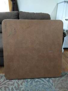 lot 34 image: Vintage Samsonite Card Table