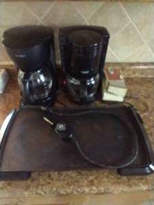 lot 43 image: Kitchen Appliance Lot