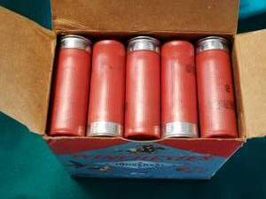 lot 30 image: Winchester 12 Gauge