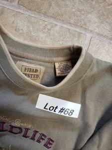 lot 68 image: North American Wild Life Sweatshirt
