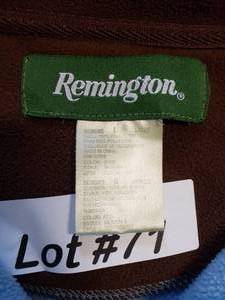lot 71 image: Womens Remington Pull over