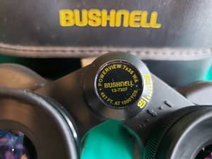lot 101 image: Bushnell Binoculars