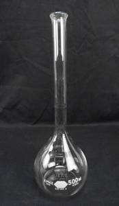 lot 4 image: Set of 2 Mercer Glass Works Merco Kimax 500 ML Glass Volumetric Flasks