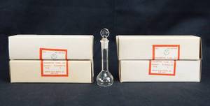 lot 212 image: Set of 4 Vintage Mercer Glass Works Merco 10 ML Pyrex Glass Volumetric Flasks With No. 9 Stoppers