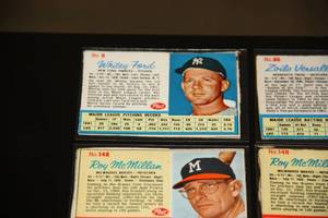 lot 64 image: 1961 - 1962 Post Baseball & Football Hand Cut Card Lot  22 Cards