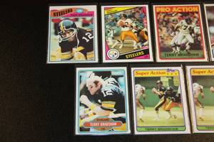 lot 109 image: Vintage Terry Bradshaw Football Card Lot  7 Cards