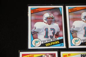 lot 110 image: 1984 Topps Dan Marino Rookie Card Lot  6 Cards