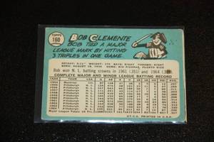 lot 112 image: 1965 Topps Roberto Bob Clemente #160