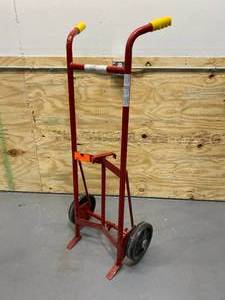 lot 29 image: DAYTON Steel-Frame Drum Hand Truck, Load Capacity 1,000 lb, 56 12 in x 23 12 in x 14 12 in