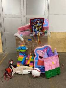 lot 103 image: Lot of Pinatas (mixed sizes)
