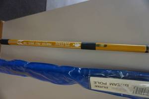 lot 150 image: Silstar Brand Model 3002L-300 10 3 Section Telescoping Pan Fish Fishing Pole