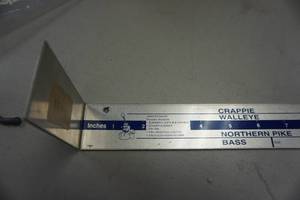 lot 207 image: Lancer Acer Brand Fish Measuring Tool