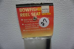 lot 27 image: The Game Tracker Model 7140 Bow Fishing Reel Seat With Rod