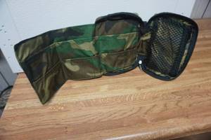 lot 54 image: Camo Bow Hunters Organizer Bag