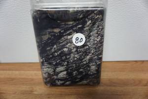 lot 80 image: Crooked Home Outfitters Bino Shield Mossy Oak Break Up Camo Binocular Cover
