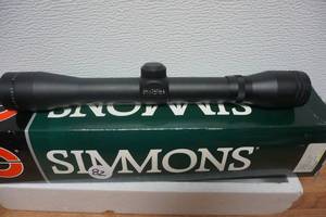 lot 82 image: Simmons Model M21806SP 4 x 32 Black Matte Rifle Scope