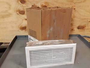 lot 509 image: NEW Lot of 6 14 x 6 Louvered Vents - Steel