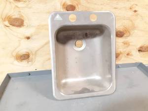 lot 524 image: Polar Stainless Steel Bar Sink