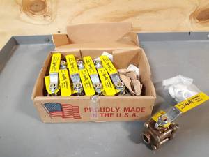 lot 466 image: NEW Lot of 8 Apollo 12 Brass Ball Valves - Solder Connection