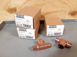 lot 463 image: NEW Lot of 15 1 x 1 x 1-14 NIBCO Copper Pressure Bullhead Tees