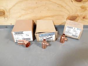 lot 456 image: NEW Lot of 30 NIBCO Copper Pressure Reducing Tees & 45° Elbows