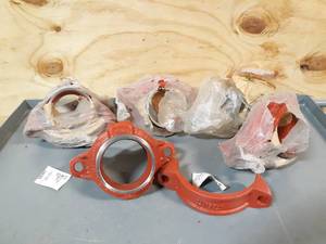 lot 551 image: NEW Lot of 4 Victaulic 6 x 4 Mechanical T Outlets