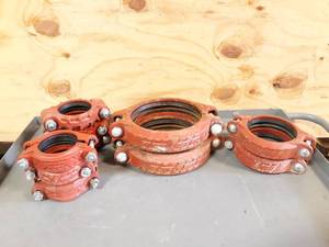 lot 571 image: NEW Lot of 10 Victaulic  Zero Flex Pipe Clamps 8 to 3