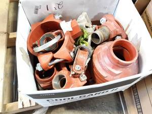 lot 580 image: Box Lot of Victaulic  Gruvlock Clamps, Saddle Ports and More