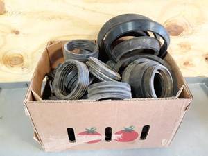 lot 591 image: NEW Box Lot of DWV and Victaulic Type Gaskets